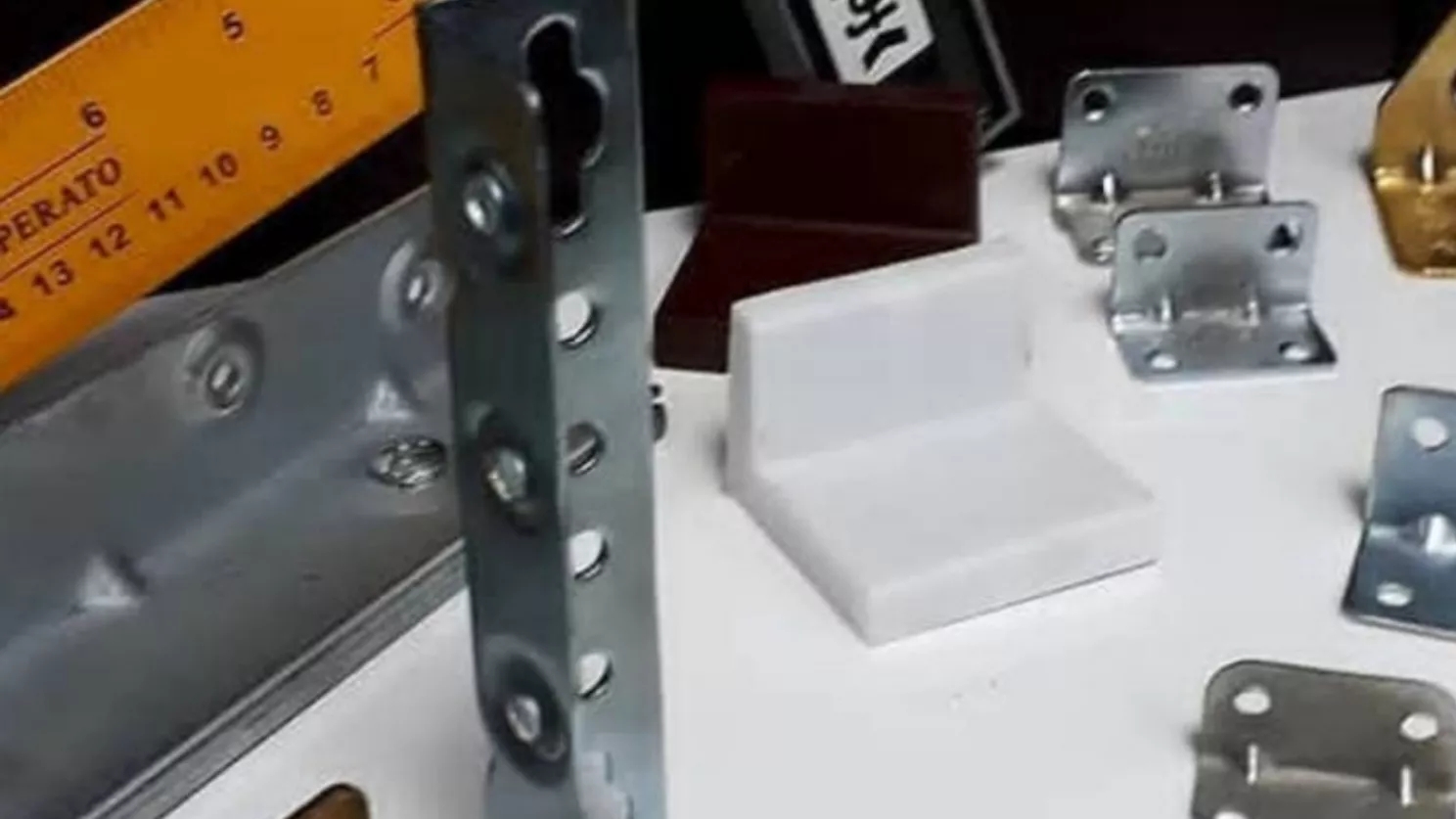 Tools and fittings for closets and cabinets