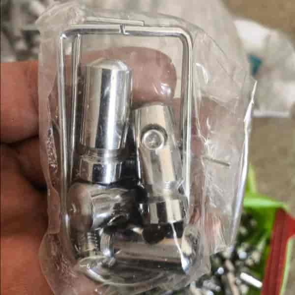 یراق تخت آسانسور نوزاد